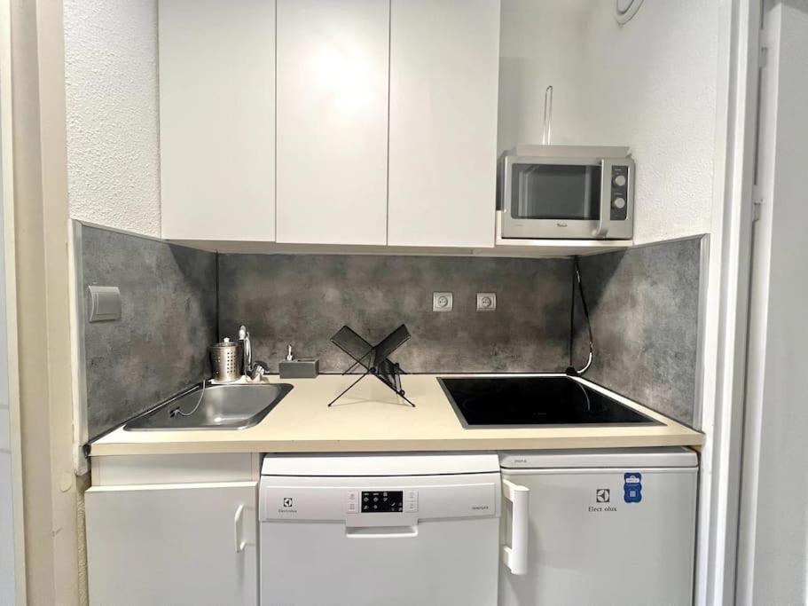 Apartment Port De 4 Personnes Hyeres