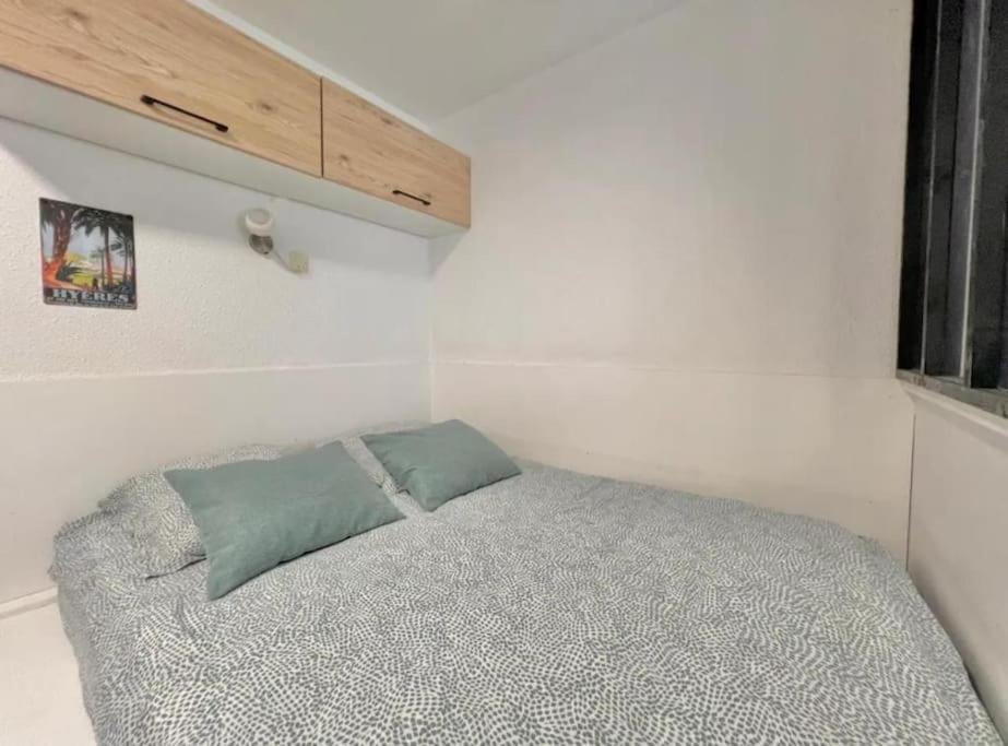 Port De 4 Personnes Apartment Hyeres