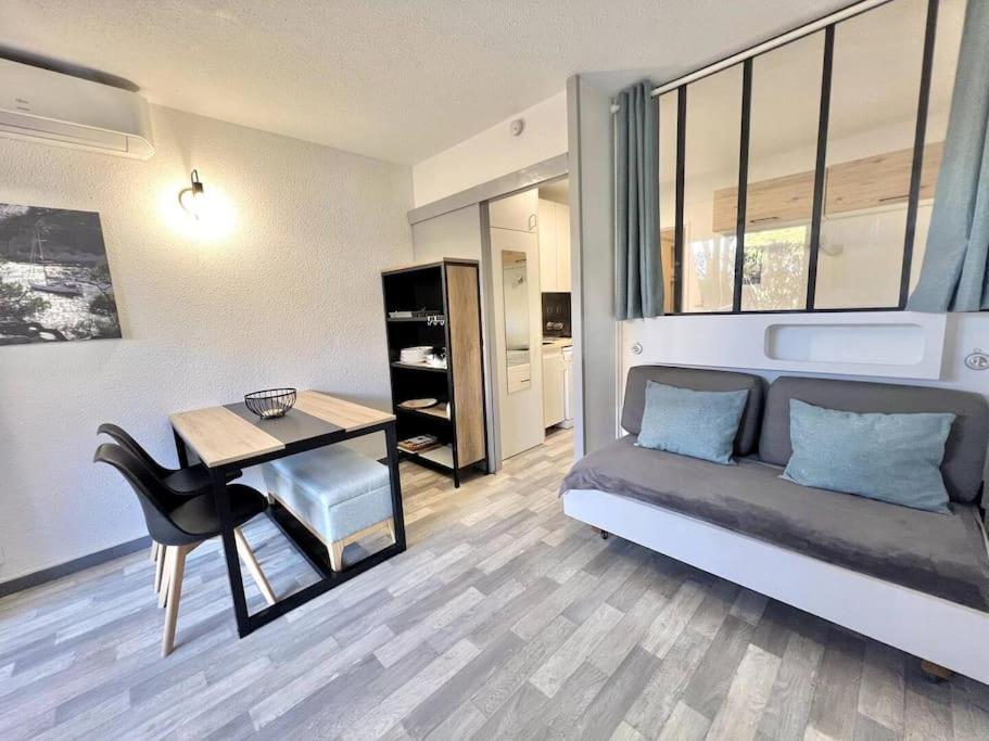 Apartment Port De 4 Personnes *